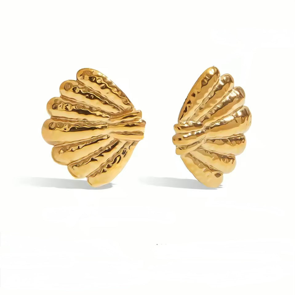 Golden Shell Earrings