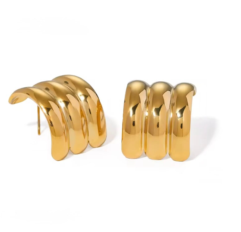 Bold Wave Earring